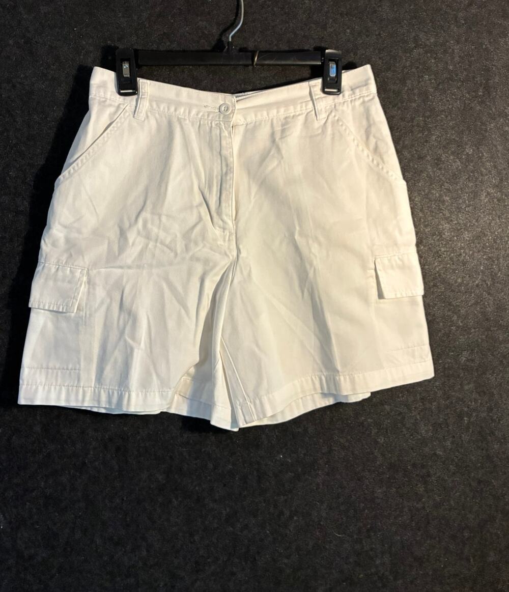 Charter Club Classic Women’s White Front Pocket Shorts Size 8